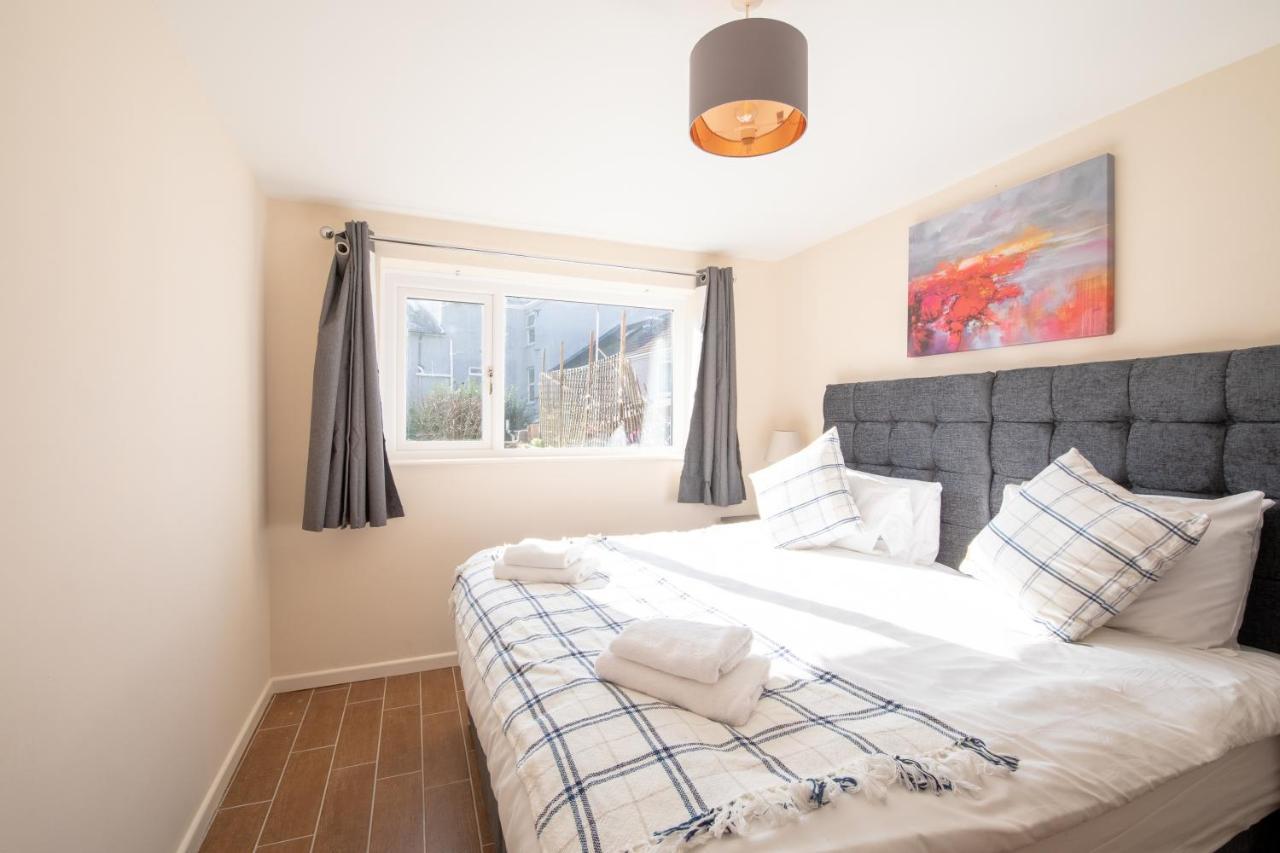 Two Bedroom Apartment, Hanover Street, Guest Homes Swansea Buitenkant foto