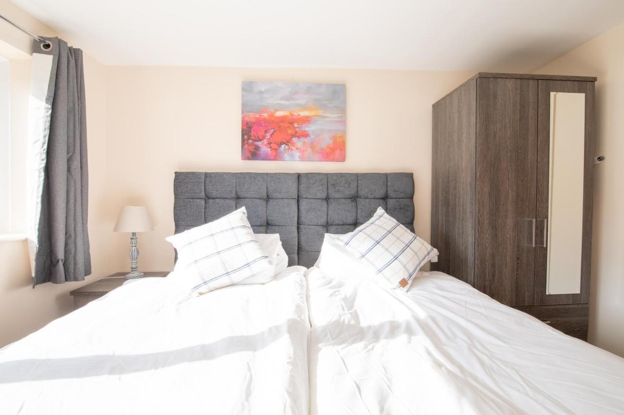 Two Bedroom Apartment, Hanover Street, Guest Homes Swansea Buitenkant foto